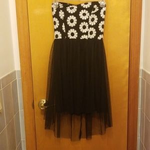 Daisy sweetheart dress